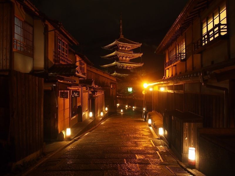 El precioso festival de iluminación Higashiyama Hanatouro en Kioto