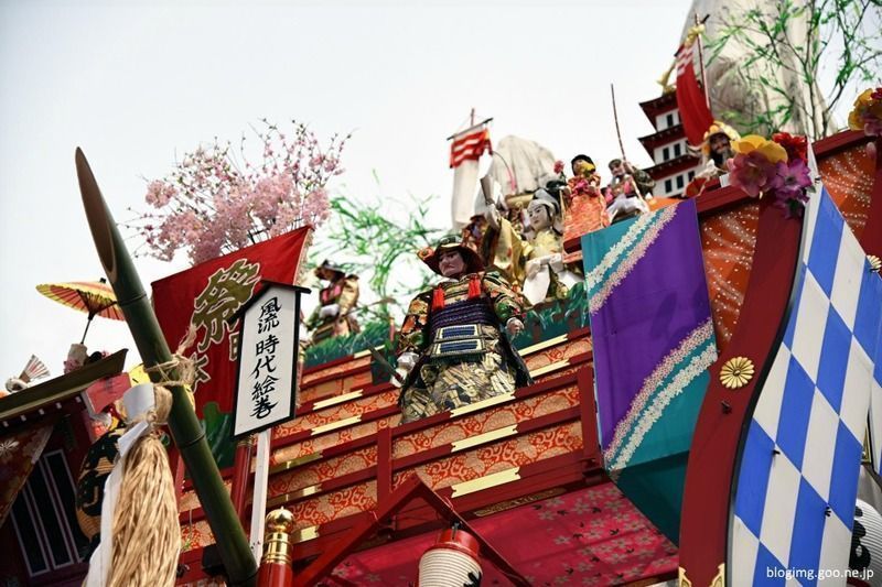 Muñecos karakuri del Hitachi Sakura Matsuri (日立さくらまつり) o Festival de los Cerezos, celebrado en Hitachi (Ibaraki) en abril