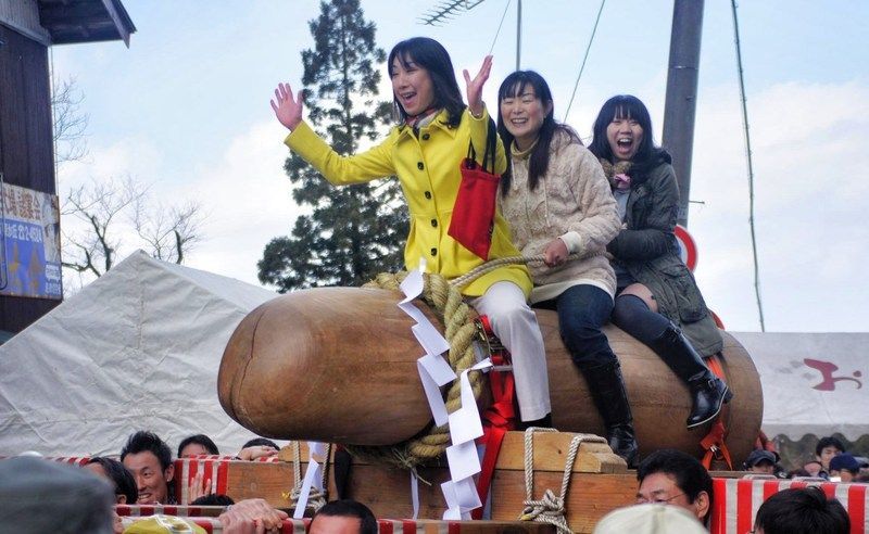 Hodare Matsuri, el festival japonés del gran pene de madera
