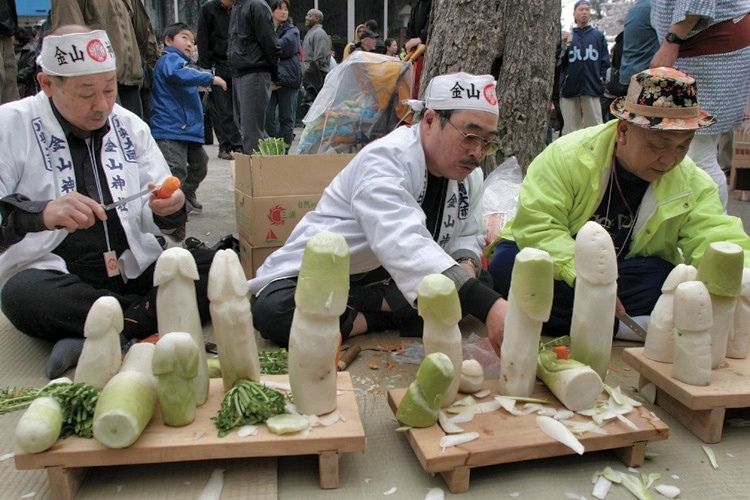 Festivales de Japón: el Kanamara Matsuri (かなまら祭り), conocido popularmente como el Festival del Pene de Acero, seguramente el festival de las fertilidad japonés más famoso en todo el mundo 