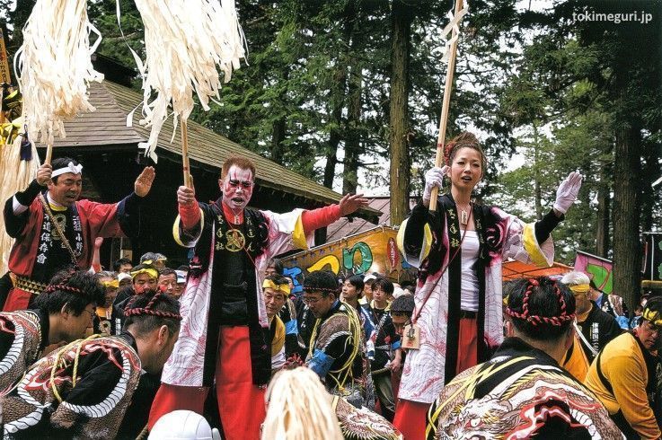 Festivales de Japón: el Ono Onbashira de Shiojiki, el festival más peligroso de Japón, celebrado una vez cada siete años