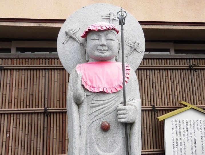 Festivales de Japón: el Shibukawa Heso Matsuri (渋川へそ祭り) o Festival del Ombligo de Shibukawa, posiblemente uno de los más excéntricos y frikis de todo Japón.