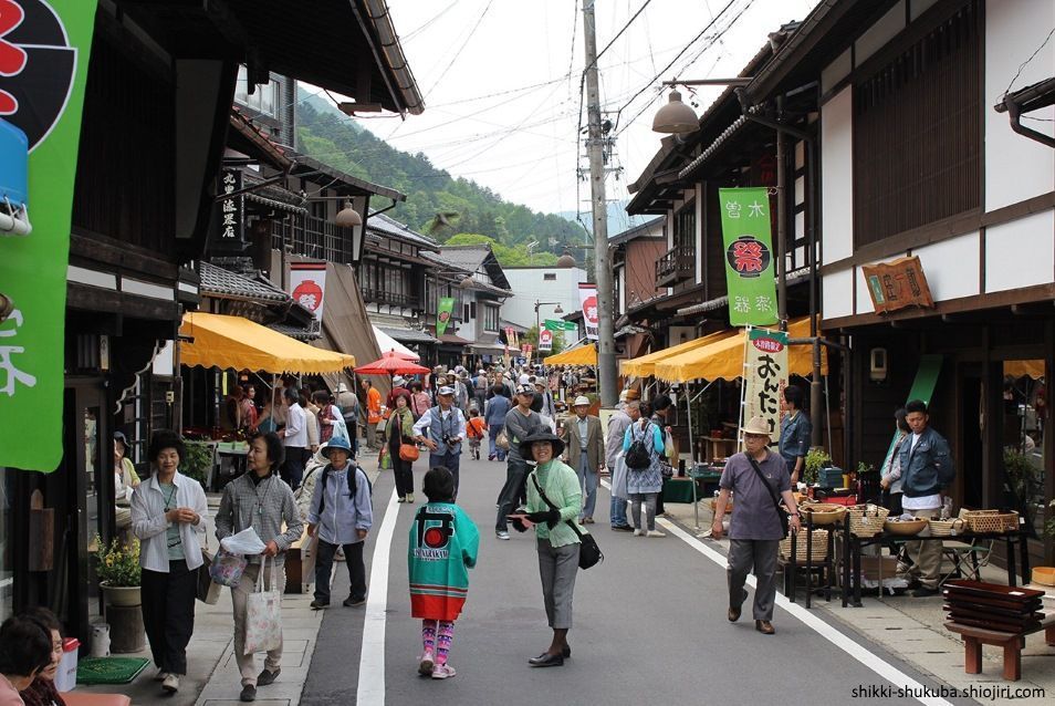 Festivales de Japón: el Kiso Shikkisai o Festival de los Lacados del Kiso, que se celebra cada año en junio en la prefectura de Nagano