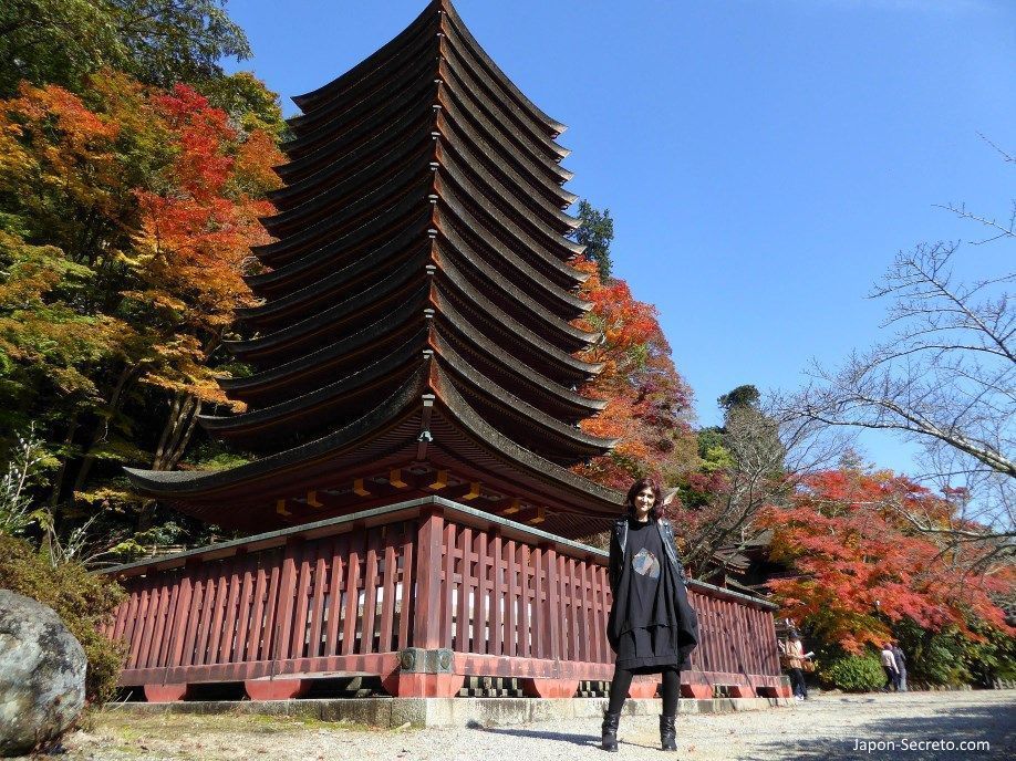 Diferencias entre un templo y un santuario en Japón: la pagoda, como la del santuario Tanzan (談山神社) en Sakurai (prefectura de Nara)
