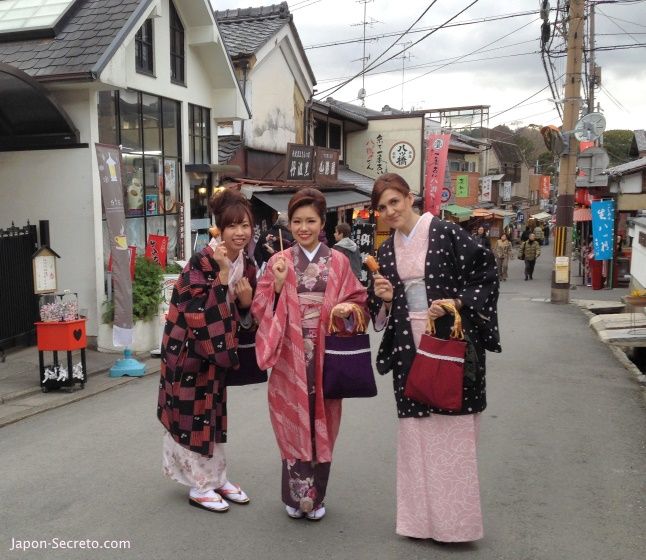 Paseando en kimono por Higashiyama