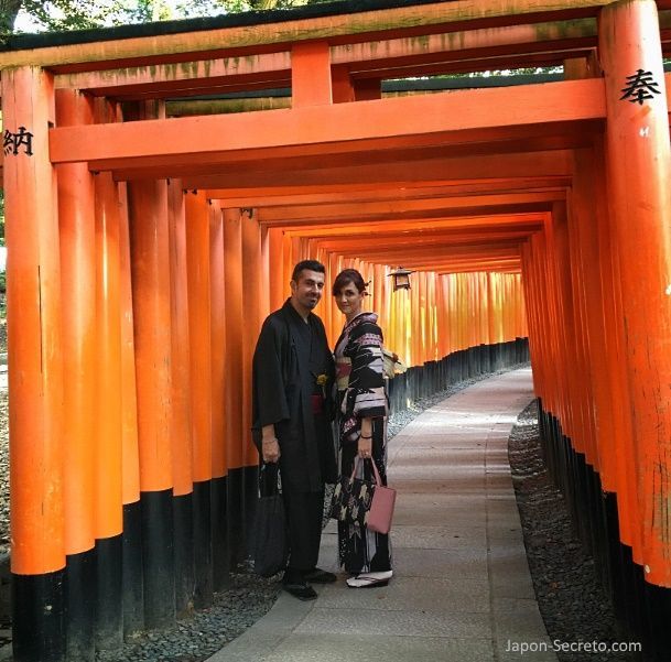 Cómo alquilar un kimono en Kioto para visitar Fushimi Inari