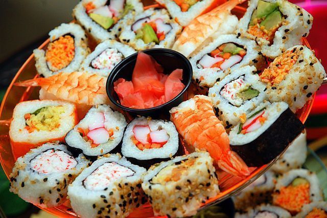 Alergias alimentarias en Japón: Sushi variado