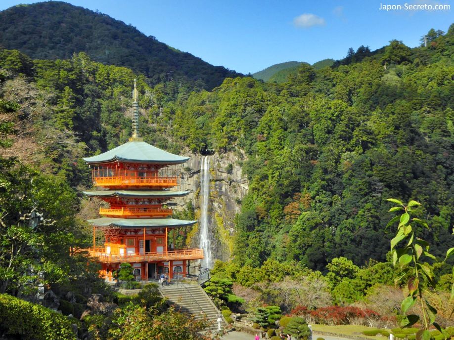 Camino Saigoku Sanjūsansho. Pagoda de Seigantoji en Nachi. Camino de Kumano