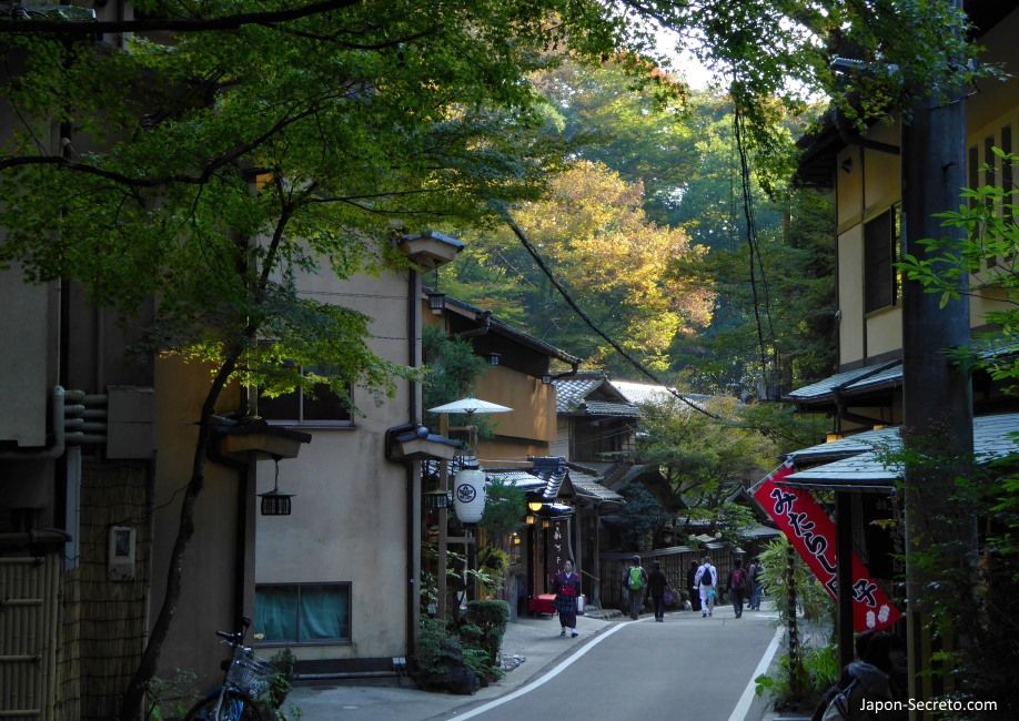 Los colores del otoño o "momiji". Viaje a Kibune (Kioto).