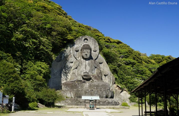 Buda gigante de Nihonji, en el monte Nokogiri. Excursión desde Tokio. Foto de Alan Castillo Osuna.