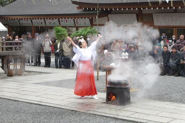 Festivales de Japón: Yutate Kagura (Kioto), un ritual de bendición celebrado en Kioto el día más frío del invierno