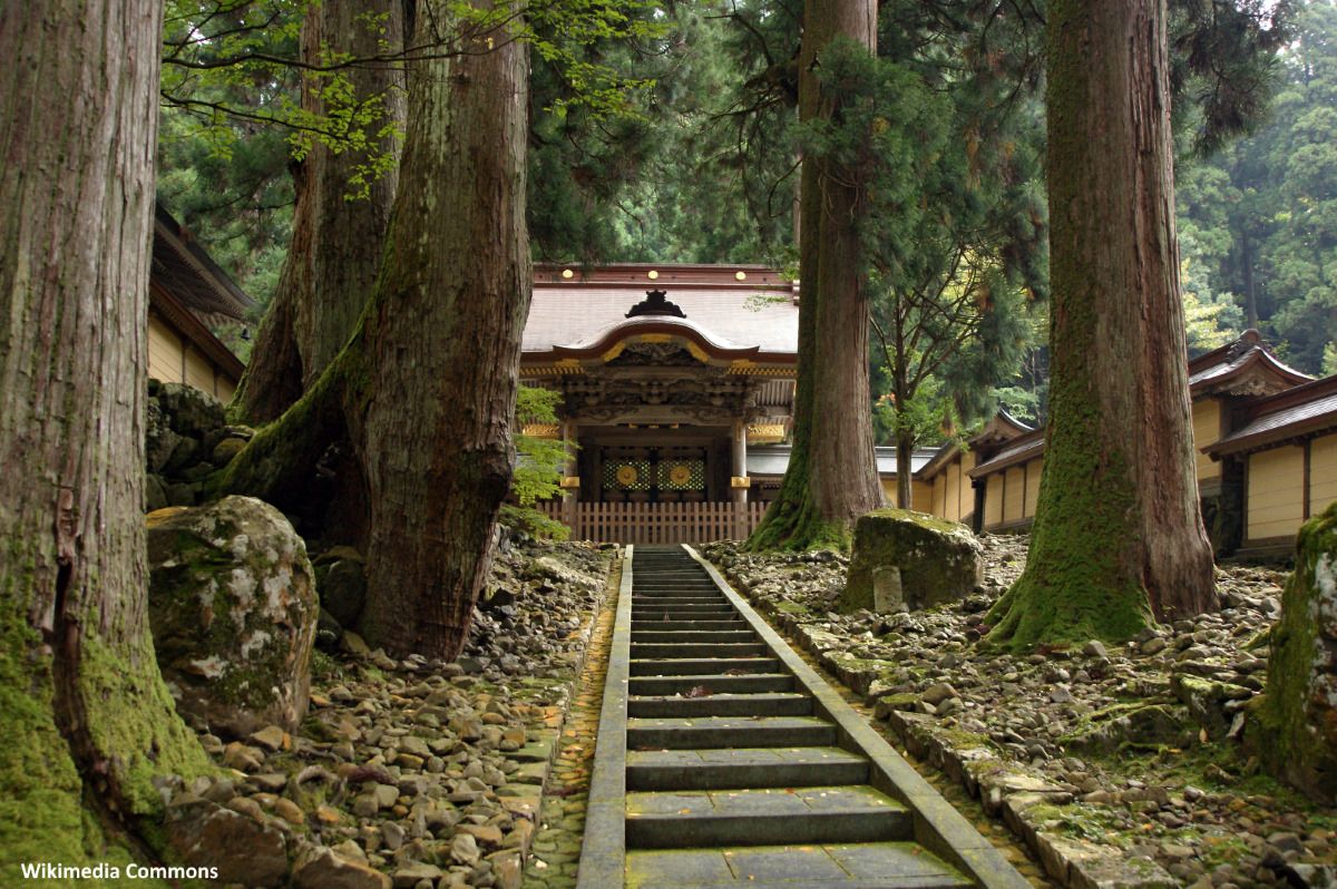 Hokuriku Shinkansen hasta Fukui y Tsuruga: templo Eiheiji en Fukui