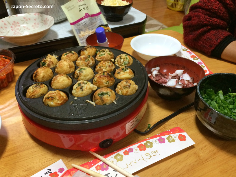 Preparando takoyaki en casa de Miyuki, una amiga de Osaka