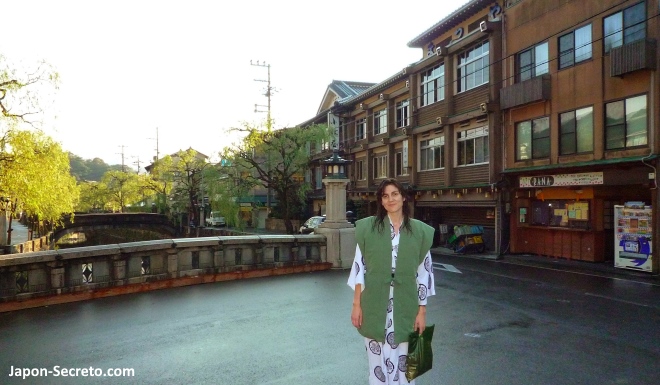 Paseando en yukata por Kinosaki Onsen