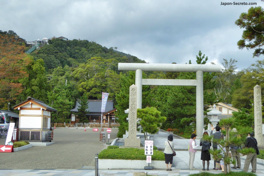 Santuario Motoise Kono (Amanohashidate, Kioto)
