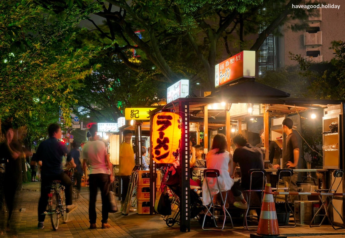 Puestos de comida callejera en Nakasu (Fukuoka), en la isla de Kyushu