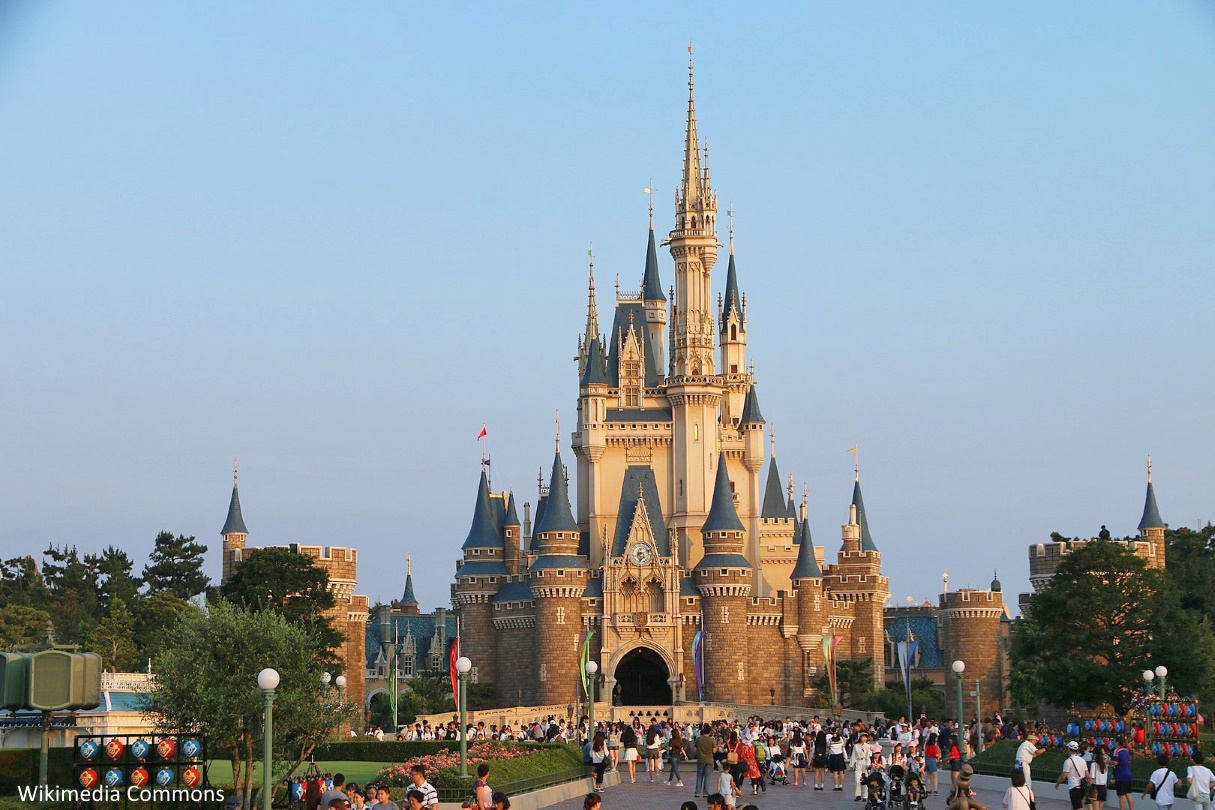 Tokyo Disneyland al atardecer