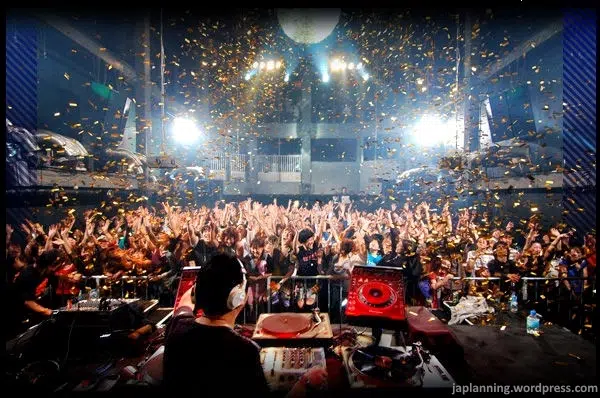 Año Nuevo en Tokio: Fiesta DJ en Womb (Shibuya, Tokio)