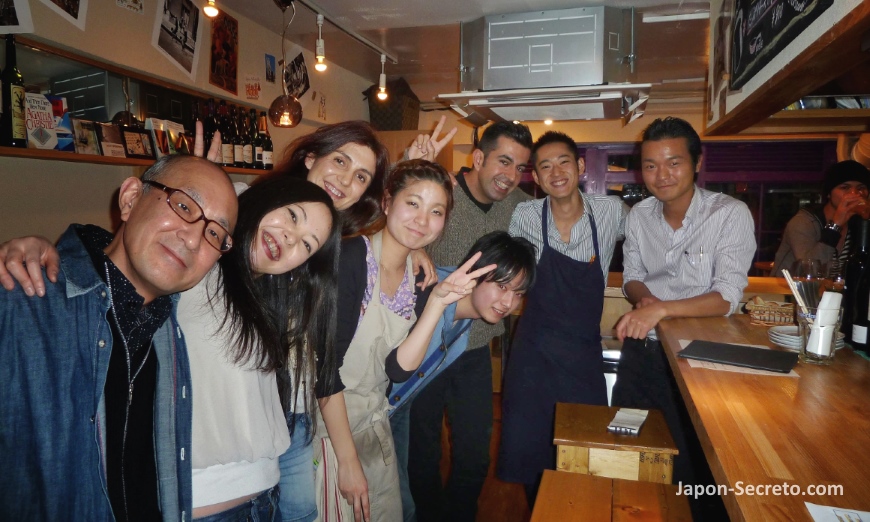 Barrio de Kagurazaka (Tokio): una noche con amigos en un restaurante francés
