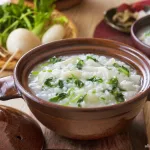 Nanakusagayu, la sopa depurativa japonesa tradicional de las siete hierbas que se toma en año nuevo, el 7 de enero
