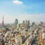 Vista de Tokio y su famosa torre desde el Park Hotel Tokyo