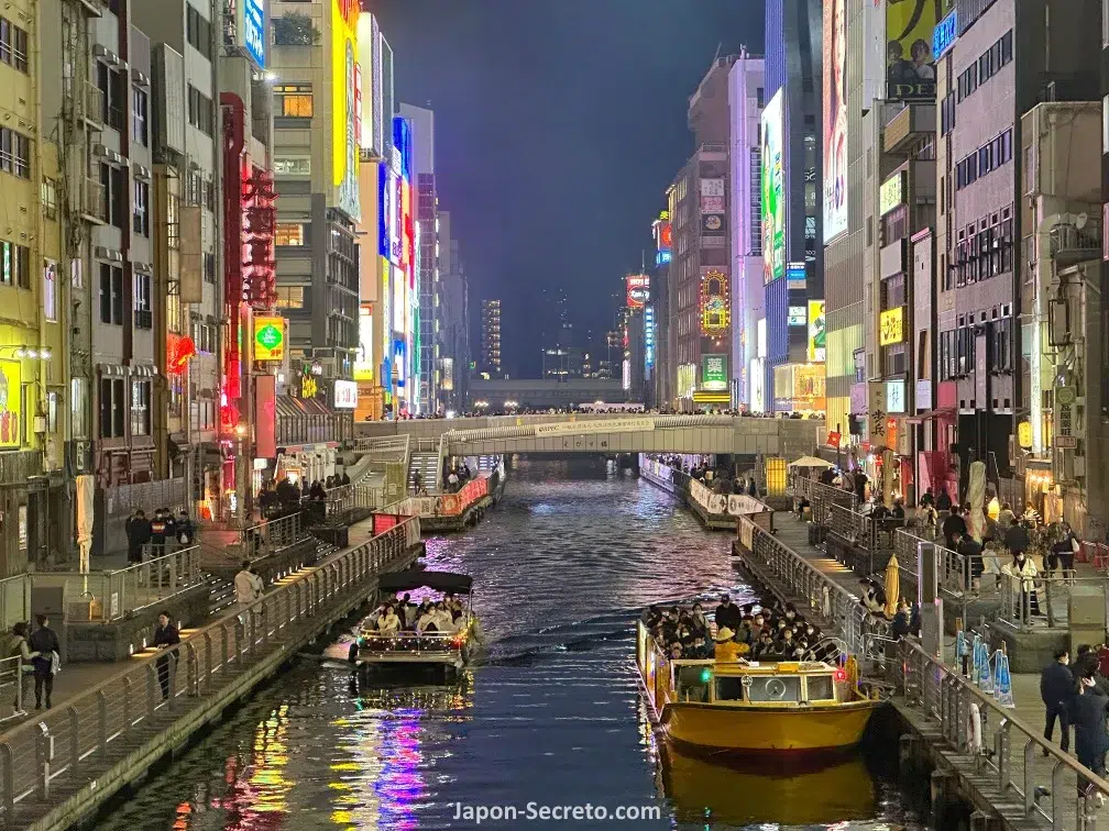Canal Dotonbori (Namba, Osaka) por la noche