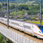 Hokuriku Shinkansen Hakutaka hacia Kanazawa