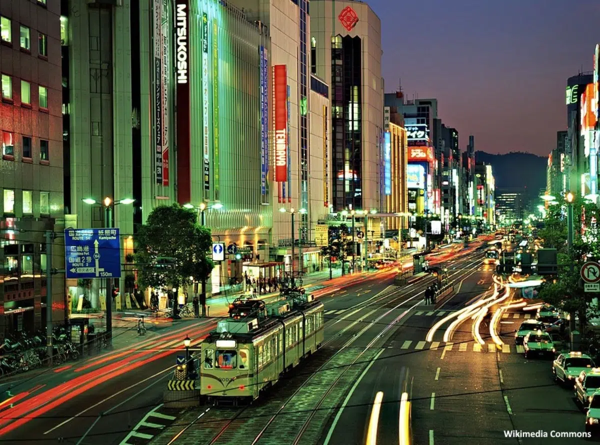 Dónde dormir en Hiroshima, guía para viajeros: mejores zonas y barrios, hoteles recomendados de calidad y precio bajo, alojamiento barato, hospedaje asequible y bien situado.