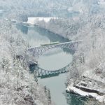 Línea de tren Tadami (只見線) o JR Tadami Line, ruta de tren local de Japón en la prefectura de Fukushima (en la región de Tōhoku, al norte del país), considerada la línea de tren con las mejores vistas y el recorrido más bello de Japón: cómo llegar, estaciones y paradas del recorrido, mejor época, fotografía, precio, tickets