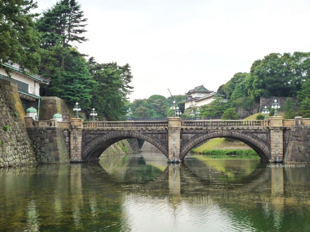 Dormir en el barrio Marunouchi, en el centro de Tokio, cerca del Palacio Imperial: mejores hoteles, de lujo y asequibles, cómo reservar, precio. Foto: Palacio Imperial de Tokio (皇居, kōkyo) en Chiyoda