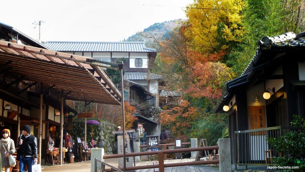 Ohara, pueblo de montaña cerca de Kioto: cómo llegar, qué ver, precio, cuánto se tarda, Ohara en otoño con momiji, templos, comer y dormir en un ryokan.