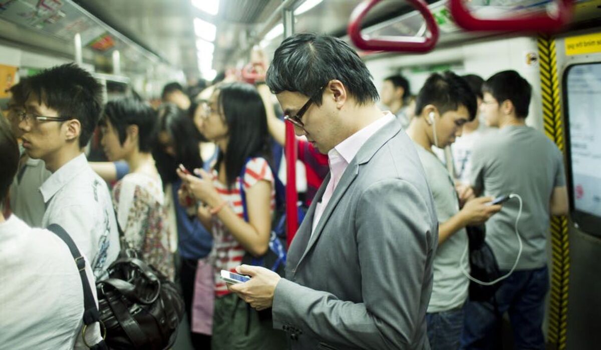 Internet en Japón. Viajar. Conexión SIM Pocket WiFi. Llamar por teléfono. Mensajes. Whatsapp