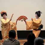 Ozashiki Odori (お座敷おどり), un festival de danza de geishas celebrado en el barrio de Asakusa (Tokio)