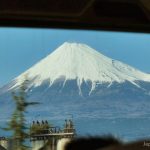 Dónde sentarse en el Shinkansen (tren bala) en Japón para ver el Monte Fuji desde la ventanilla: cuál es el mejor asiento en cada trayecto entre Tokio, Kioto y Osaka