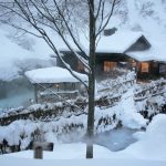 Dónde bañarse en un onsen o baño termal en Japón rodeado de nieve o nevando