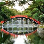 Sumiyoshi Taisha, el santuario más famoso e importante de Osaka, cómo llegar, opiniones. Foto: famoso puente rojo de entrada al santuario