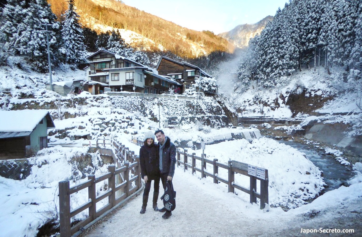 Nieve en Japón, fechas y lugares para disfrutar del invierno nipón: cuándo nieva en Japón, dónde se producen las mayores nevadas, meses de nieve. Foto: Parque de Macacos de Jigokudani (地獄谷野猿公苑) en Yamanouchi (山ノ内町), prefectura de Nagano, en invierno
