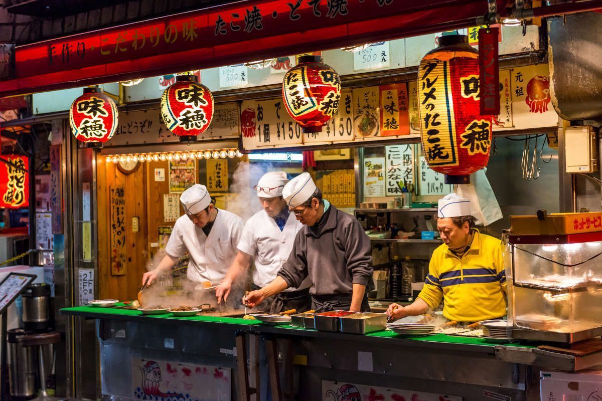 Comida callejera. Dotonbori. Namba. Osaka. Alergias en Japón