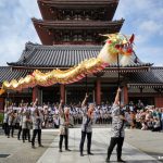 Danza del Dragón Dorado en el templo Sensoji de Asakusa (Tokio) o Kinryū No Mai (金龍の舞 奉演): cuándo se celebra, cómo llegar, horario, fechas, entrada, rituales