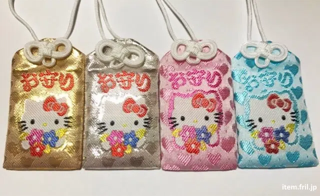 Amuletos omamori de Hello Kitty en Japón