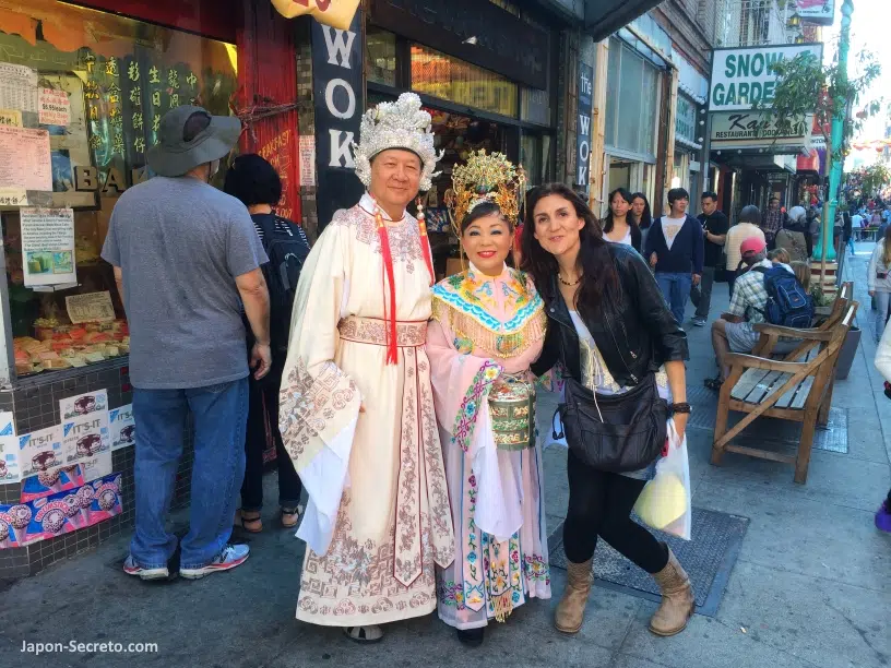 En el barrio chino de San Francisco durante la celebración de la primera luna llena del otoño