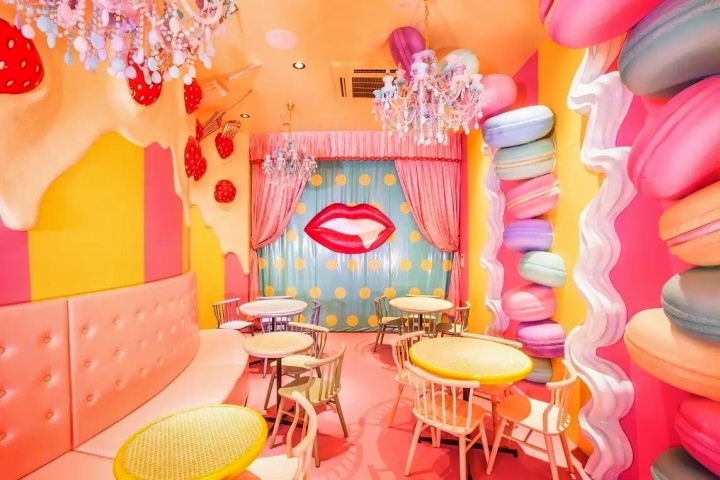 Kawaii Monster Land Cafe en la calle Takeshita de Harajuku (Tokio)
