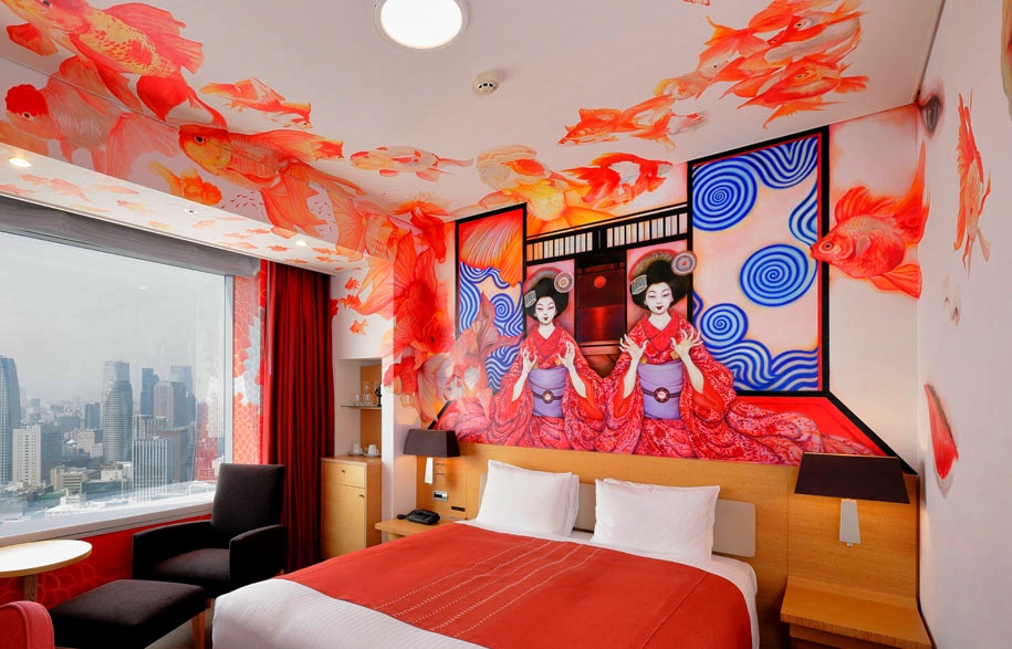 Habitación Queen decorada con arte en el Artist Floor del Park Hotel Tokyo en Shiodome (Shinbashi, tokio)