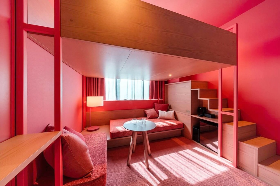Toggle Hotel en Tokio: habitación de un solo color