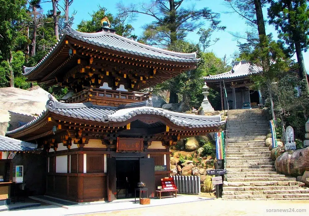 Pabellón Reikado en el templo Daisoin del Monte Misen (isla de Miyajima)
